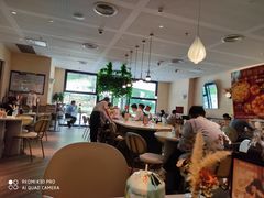 大堂-必胜客(WOW中心城店)