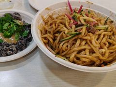 炸酱面-黑八私房老北京炸酱面