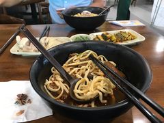 -李先生牛肉面大王(合肥火车站出站口店)