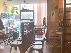 -喝丢一只鞋辣炒海鲜小烧烤(三八广场店)