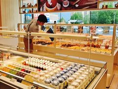 面包甜点陈列柜-好利来(积家店)
