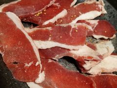 精品肥牛-牛村烤肉餐厅.自助烤肉