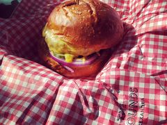 burger-The Grounds of Alexandria