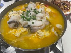 -渝是乎酸菜鱼(龙旗购物中心店)