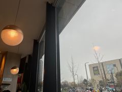 -必胜客(尹山湖歌林公园店)