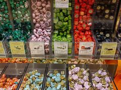 -VENCHI 闻绮(北京国贸商城店)