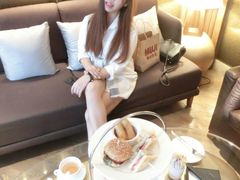 -广州中心皇冠假日酒店·汇点大堂吧