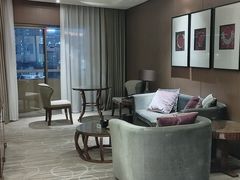 -昆明中心皇冠假日酒店