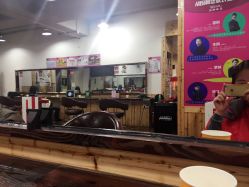 -镁连社·美联社