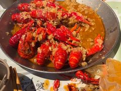 -巴厘龙虾·榜首油焖大虾(音乐学院·沿江酒馆店)