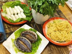 皇帝菜-小龍鳳·港式海鲜打边炉(沙湖路店)