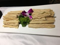 -泓炙颐凤鲜海鲜火锅料理(桐乡店)