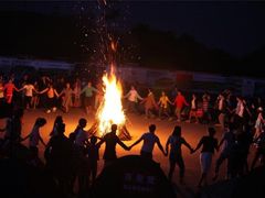 -南山特攻真人CS户外露营轰趴拓展基地