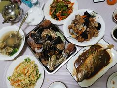 -宾朋海鲜美食餐厅·特色美食(兴海路店)