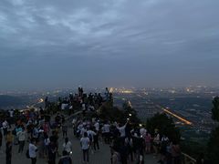 -鬼笑石后山停车场
