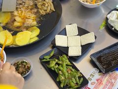 -凉都青瓦房烙锅(清镇中环国际店)
