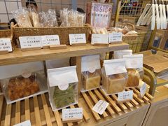 -提亚烘焙·手作面包·生日蛋糕(七星店)