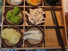九宫格荤菜-芈重山老火锅(广州首店)
