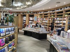 -覔书店(壹方城店)