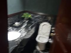 -王府井酒店(金桥港湾店)