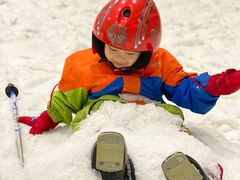 -乔波室内滑雪场