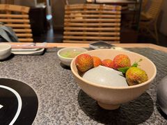 -三出山火锅(南京万象天地店)