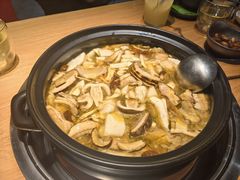 -一朵菌·野生菌探索家火锅(南亚店)