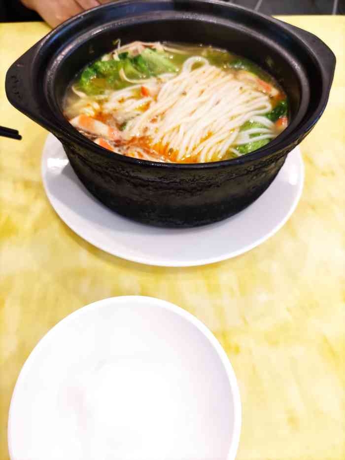 八角亭云南过桥米线(万达店)