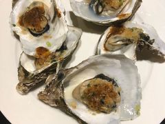 -大中华希尔顿酒店-念自助餐·嗨啤·小龙虾