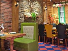 -米德维奇俄式西餐厅(西六道街店)