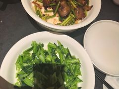 -鸽子侯·家宴·平价海鲜(市图书馆店)