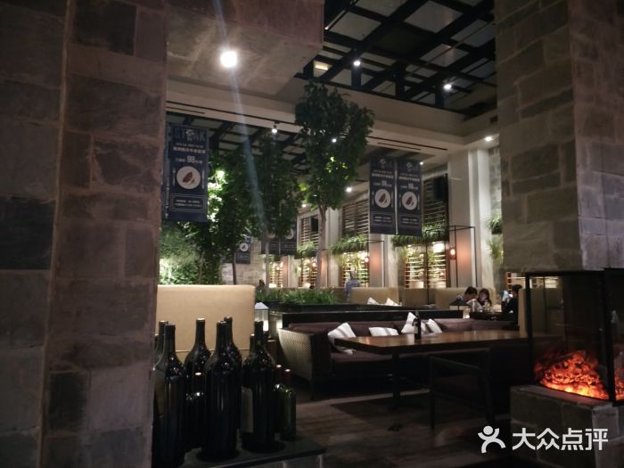 食间牛排(湖西路店)大堂图片