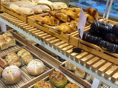 -焙丽拾光(麦凯乐直营店)