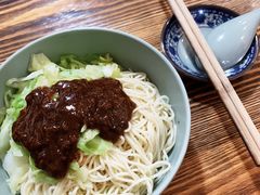 -吕记潮汕牛肉火锅(海宁海昌南路店)