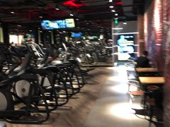 -威尔仕健身会所(古北1699店)