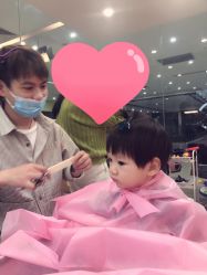 -奇怪的独角兽亲子理发沙龙
