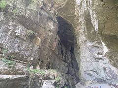 -龙水峡地缝景区