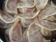 -金城包子牛肉灌汤包(台东四路店)