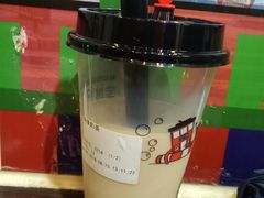 驰名丝袜奶茶-香港鸿记冰室