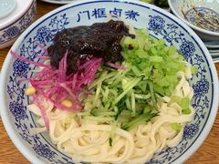 老北京炸酱面-门框胡同百年卤煮(新街口店)