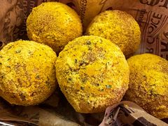 -BHC炸鸡(明洞总店)