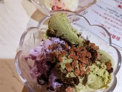 冰淇淋自助-哥老官重庆美蛙鱼头(西湖银泰十一哥店)