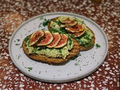 无花果手撕鸡肉tapas-Toris(LuOne凯德晶萃广场店)
