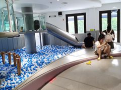 -龙格亲子游泳·水育早教运动中心(绿城店)