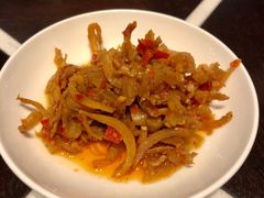 餐前小食小鱼干-杭州西子湖四季酒店·金沙厅