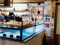 面包甜点陈列柜-仙峰天然面包(迎宾路店)