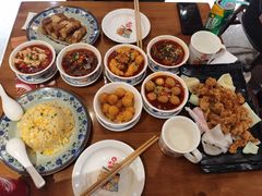 -炉小二铜锅牛蛙•川湘菜(三里屯店)