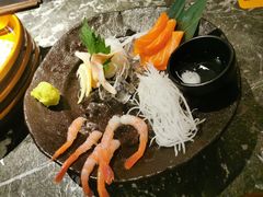 -牛YO寿喜烧·铁板烧和牛火锅自助(市府恒隆店)