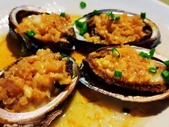 -三亚火车头万人海鲜广场