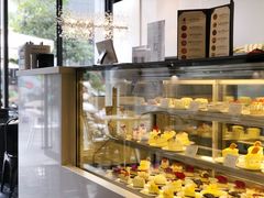 面包甜点陈列柜-PETIT PARIS 小巴黎(花园道店)